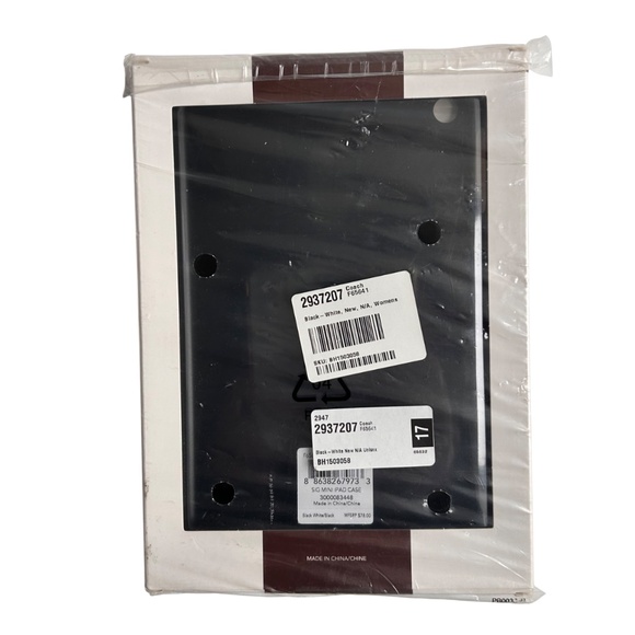 NWT Coach Signature Mini iPad Case # F65641 - Picture 2 of 3